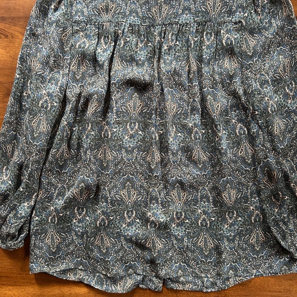 Joie Silk Blouse (Size Medium) - Picture 4 of 8